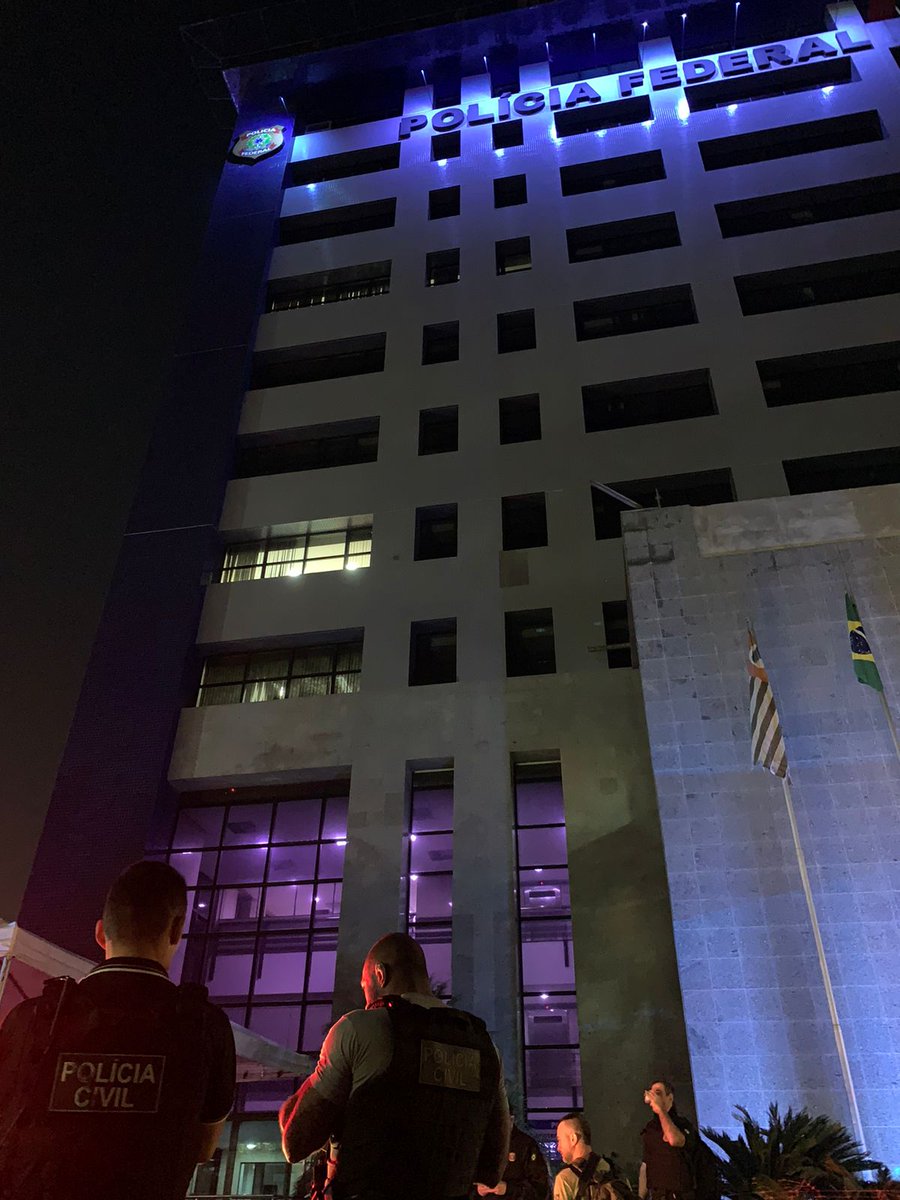 Polícia Civil e Polícia Federal realizaram a Operação “Vulneráveis”,  a fim de desarticular uma organização criminosa  especializada em fraudes contra instituições financeiras.#Draco_Viamão
