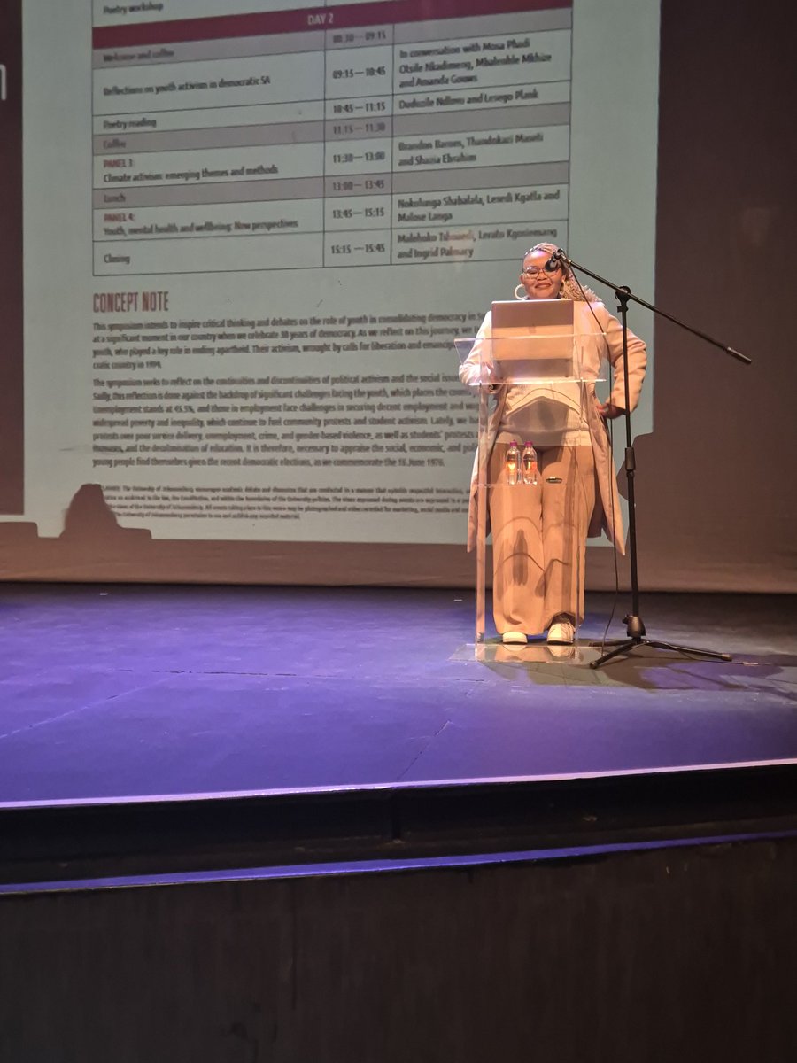 Thando Maseti talks about feelings of alienation in conversations about #ClimateJustice and how psychology speaks to #ClimateActivism  #UJ_SOCIOLOGYYOUTHSYMPOSIUM