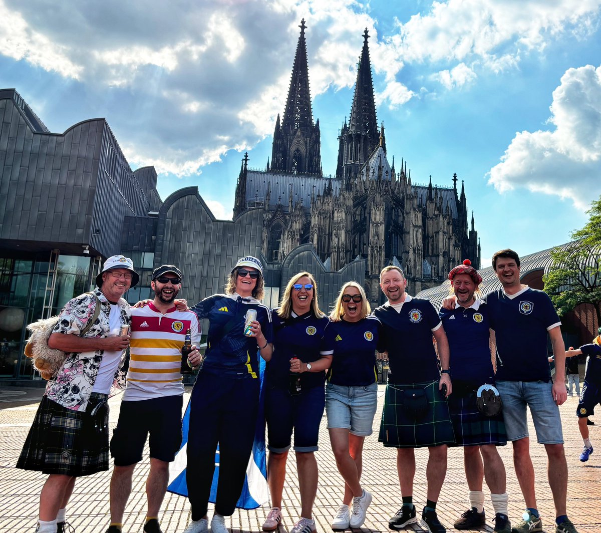 Sports_EmmaD's tweet image. What a day! Danke Cologne ⚽️🥳🏴󠁧󠁢󠁳󠁣󠁴󠁿

#EURo2024 #scosui #noscotlandnoparty #tartanarmy 
@ScotlandNT