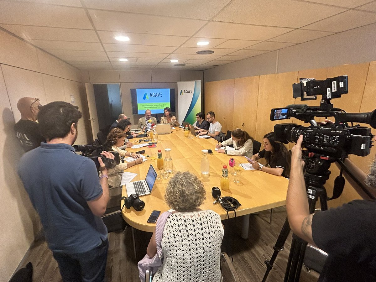 Esta mañana hemos celebrado la #RdP donde hemos presentado los resultados de la encuesta realizada a nuestros asociados, sobre la temporada de verano, constatando que, un año más, nos encontramos con un año #récord, el tercero consecutivo desde el final de la pandemia.
<a href="/JordMarti/">Jordi Martí</a>