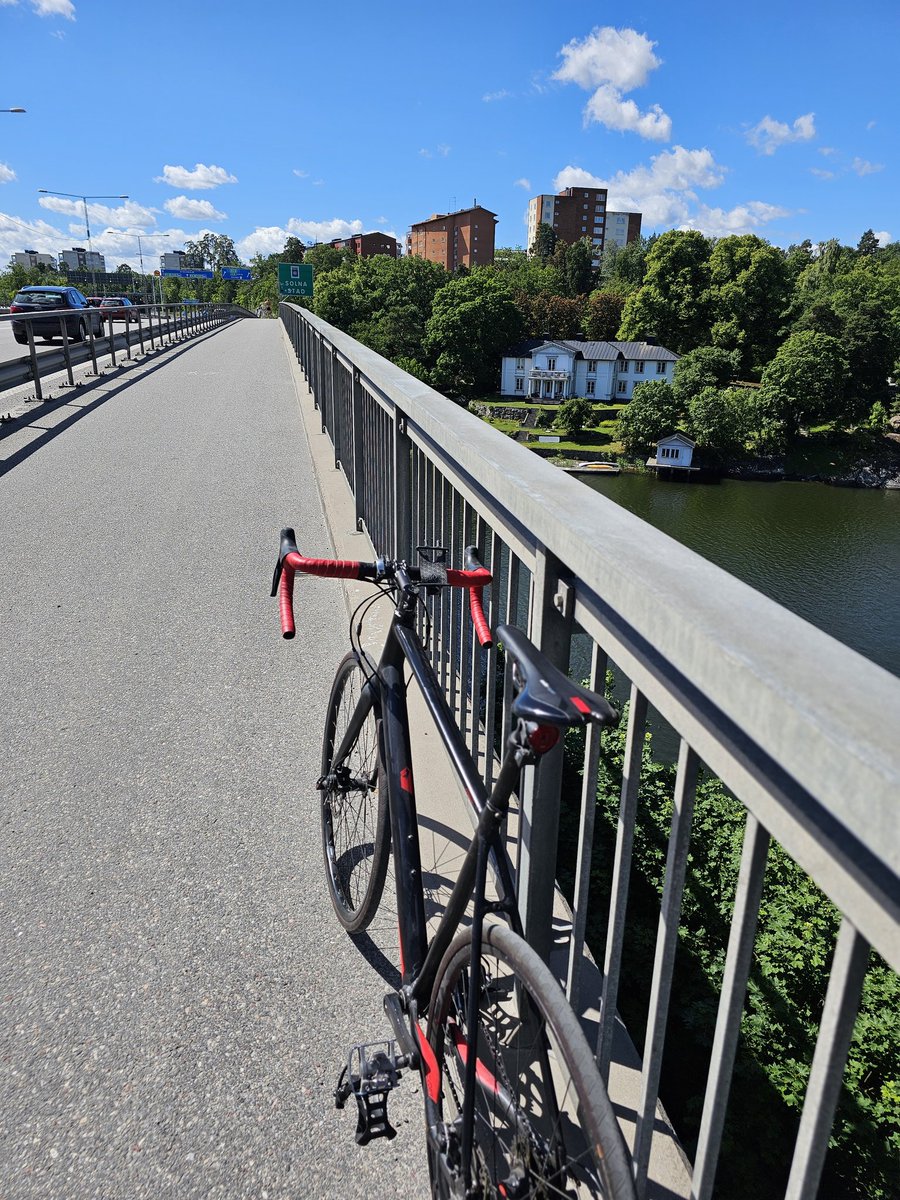 BigDogDJJENS's tweet image. Dag 3...
 ______
#BikeFlow #DJJens
#VeganPower #Träning
Träning 21 Dagar i rad (Försök 32)
#Dag3 🌱 20:e Juni 2O24 🚴‍♀️___
Thursday 1O:OO-12:OO #47km 
Vasastan/Hagastan, SthlmCity, Kungsholmen, Söder Mälarstrand
Danderyd, Bergshamra/Solna,
Lill-Jansskogen...
(© 2024 DJ Jens Photo)