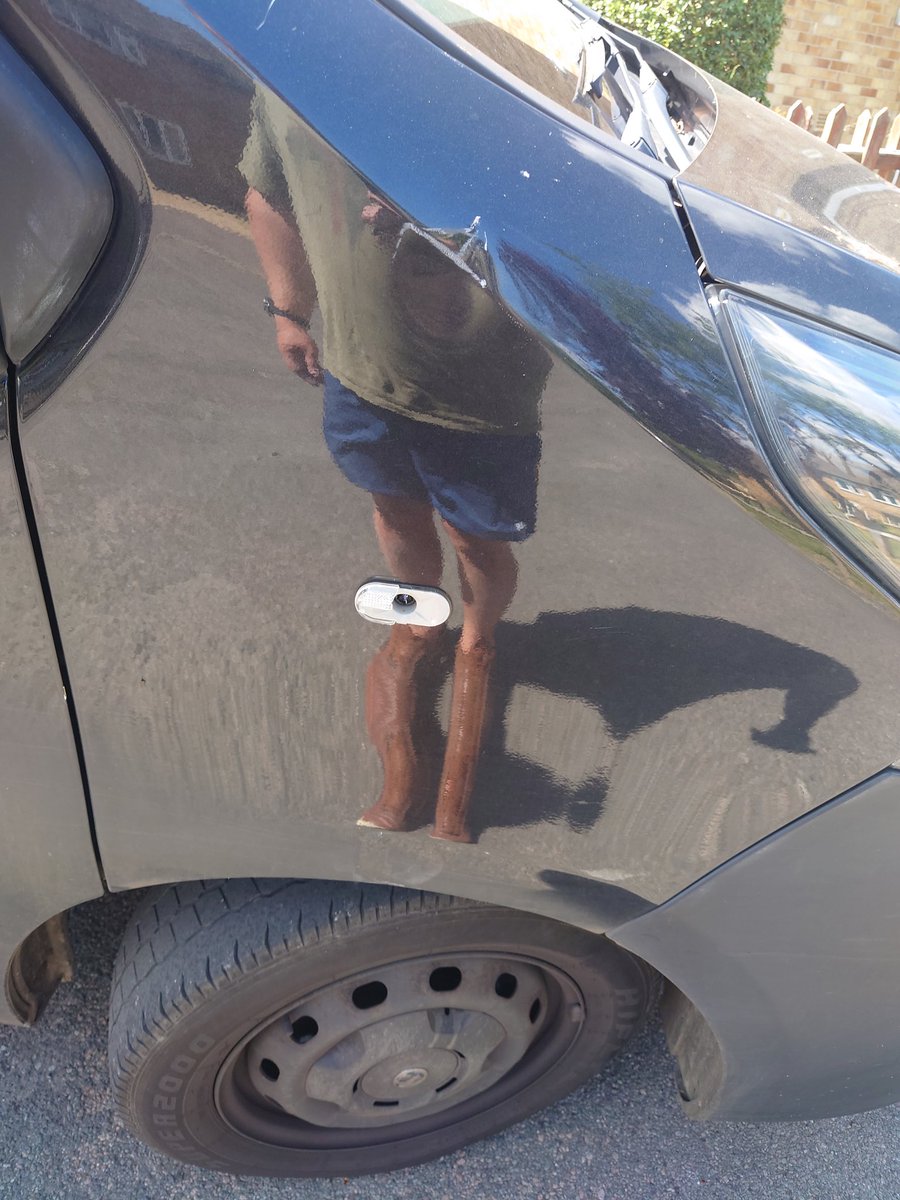 Thanks <a href="/Tesco/">Tesco</a> a delivery driver has left this mark on my van this morning. Not stopped even saw him struggling to reverse looked several times so assumed no damage. Absolutely appalling... No note, didn't get out or anything.