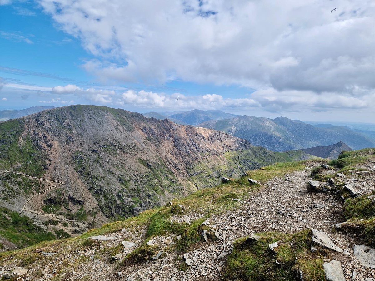 Snowdon Mountain Railway / Rheilffordd yr Wyddfa tweet media