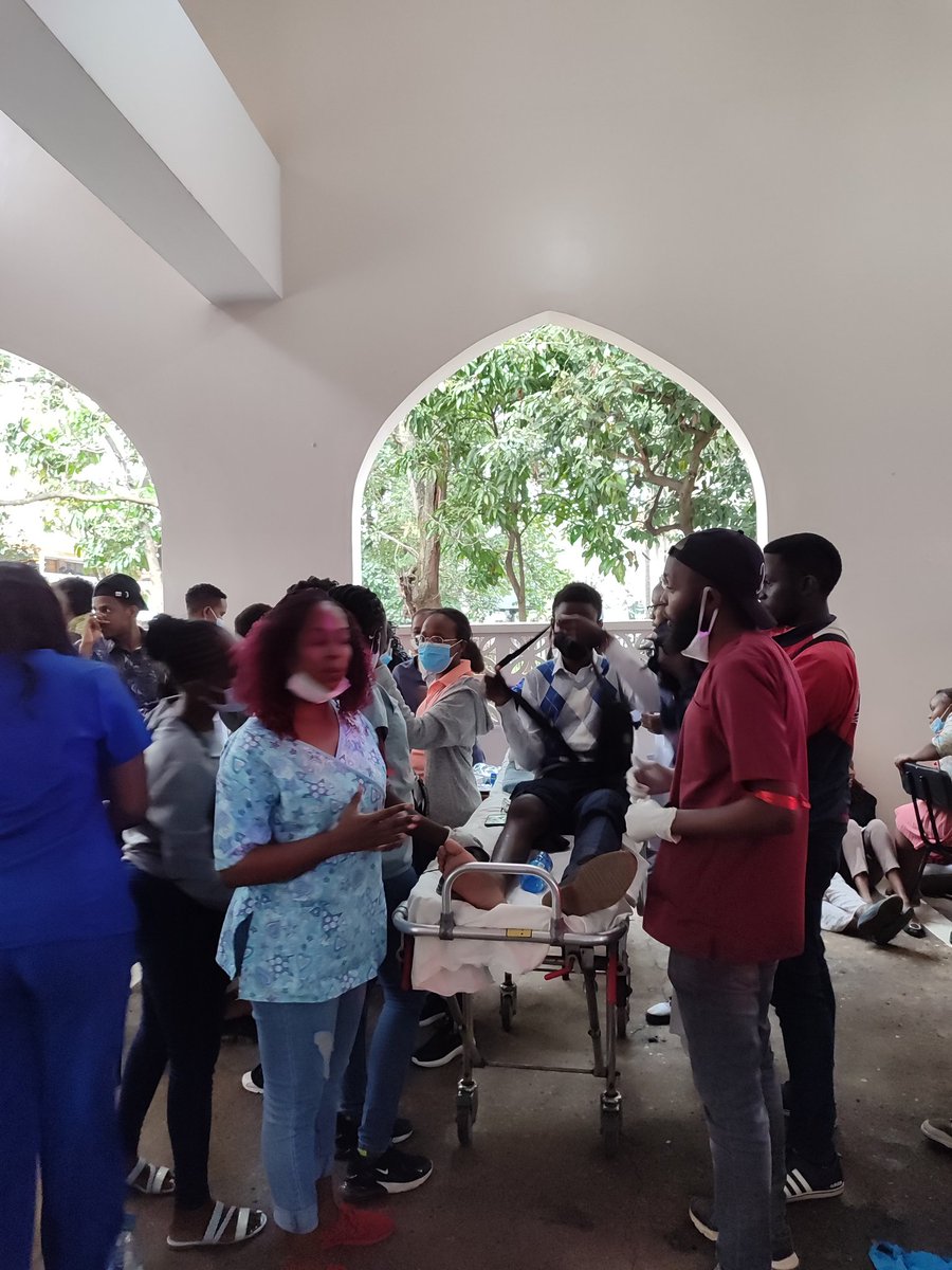Dr_AustinOmondi's tweet photo. Our medical response command centre is at Jamia Mosque. Please share the message. We have a medical team over over 200 medics on standby.

RT widely to create awareness. https://t.co/0qpG2nB6gU