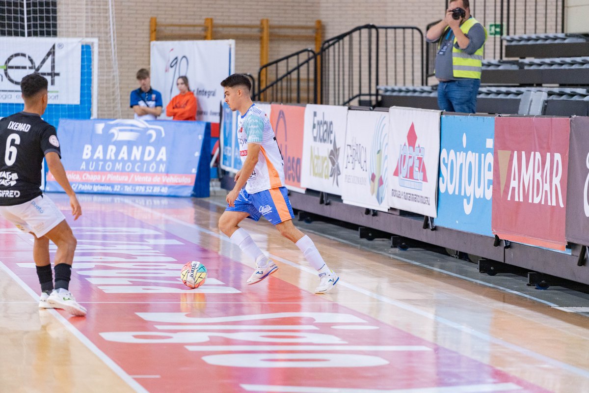 Wanapix (@wanapixsala10) on Twitter photo OFICIAL | Óscar Andreu renueva y sale cedido a Sala 5 Martorell
<a href="/_7oscar/">Óscar Andreu Lancina</a> jugará la temporada que viene en <a href="/sala5martorell/">Club Sala 5 Martorell</a>, pero seguirá ligado al club
¡¡Mucha suerte!!
➡️ adsala10.es/oscar-andreu-r… OFICIAL | Óscar Andreu renueva y sale cedido a Sala 5 Martorell
<a href="/_7oscar/">Óscar Andreu Lancina</a> jugará la temporada que viene en <a href="/sala5martorell/">Club Sala 5 Martorell</a>, pero seguirá ligado al club
¡¡Mucha suerte!!
➡️ adsala10.es/oscar-andreu-r…