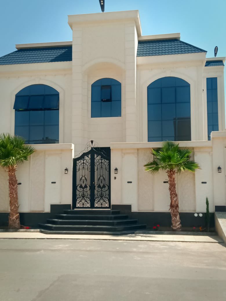 تنفيذنا للواجهات الزجاجية لأحد عملائنا الكرام