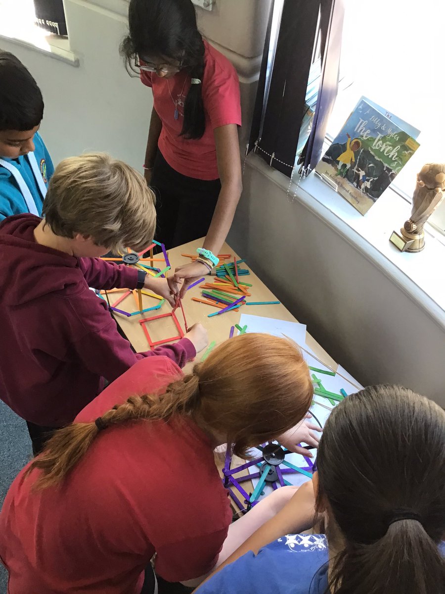 Year6SouthCamPr's tweet image. Some fantastic Ferris wheels in the process of being made as part of @STEMLearningUK week.  #STEMweek #WeLoveSouthCamberley