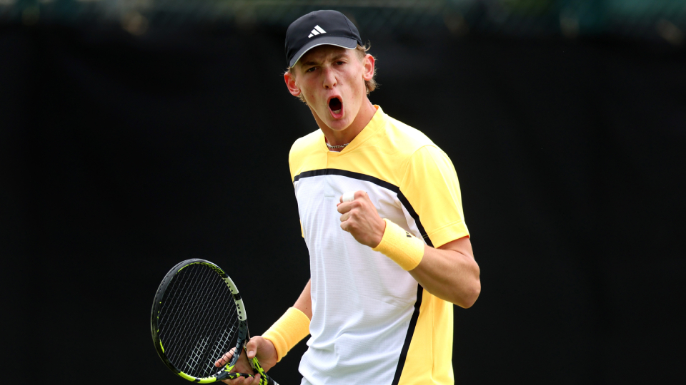 .<a href="/LboroNTA/">Loughborough University National Tennis Academy</a>'s Henry Searle has secured a wildcard entry to <a href="/Wimbledon/">Wimbledon</a>! 🎾

The tennis prodigy will compete in the singles main draw at this summer's Championships.

Read more ➡️ lboro.uk/3VRGR5x

<a href="/LboroSport/">Loughborough Sport</a>