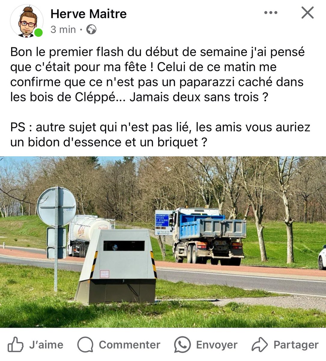 Julien Borowczyk (@julienborowczyk) on Twitter photo Un assistant parlementaire <a href="/AssembleeNat/">Assemblée nationale</a> <a href="/lesRepublicains/">les Républicains</a> qui incite à mettre le feu à un radar : l’essence même du populisme qui coûte moins cher que le respect de la loi et le devoir d’exemplarité d’un collaborateur parlementaire. <a href="/Gendarmerie/">Gendarmerie nationale</a> <a href="/Gendarmerie_42/">Gendarmerie Loire</a> <a href="/RoutePlusSure/">Sécurité routière</a> Un assistant parlementaire <a href="/AssembleeNat/">Assemblée nationale</a> <a href="/lesRepublicains/">les Républicains</a> qui incite à mettre le feu à un radar : l’essence même du populisme qui coûte moins cher que le respect de la loi et le devoir d’exemplarité d’un collaborateur parlementaire. <a href="/Gendarmerie/">Gendarmerie nationale</a> <a href="/Gendarmerie_42/">Gendarmerie Loire</a> <a href="/RoutePlusSure/">Sécurité routière</a>