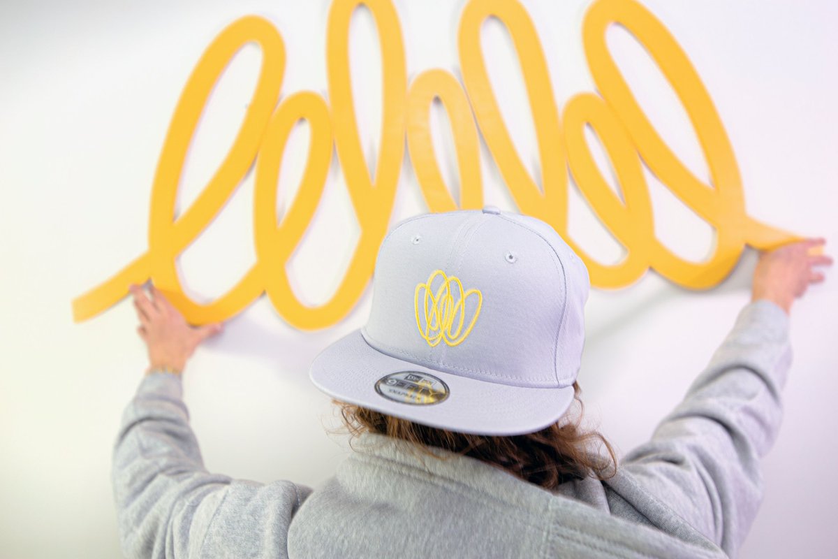 thetulipfctry's tweet image. Gm! Hope everyone has had a great week so far 🤘 Enjoy the day!!!🌷🌷🌷