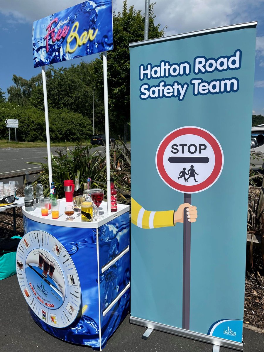 Today we are supporting Green Watch <a href="/RuncornFS/">Runcorn Fire Station</a> at a road safety event at Aldi in Murdishaw speaking to shoppers about the dangers of drink/drug driving. #Fatal5