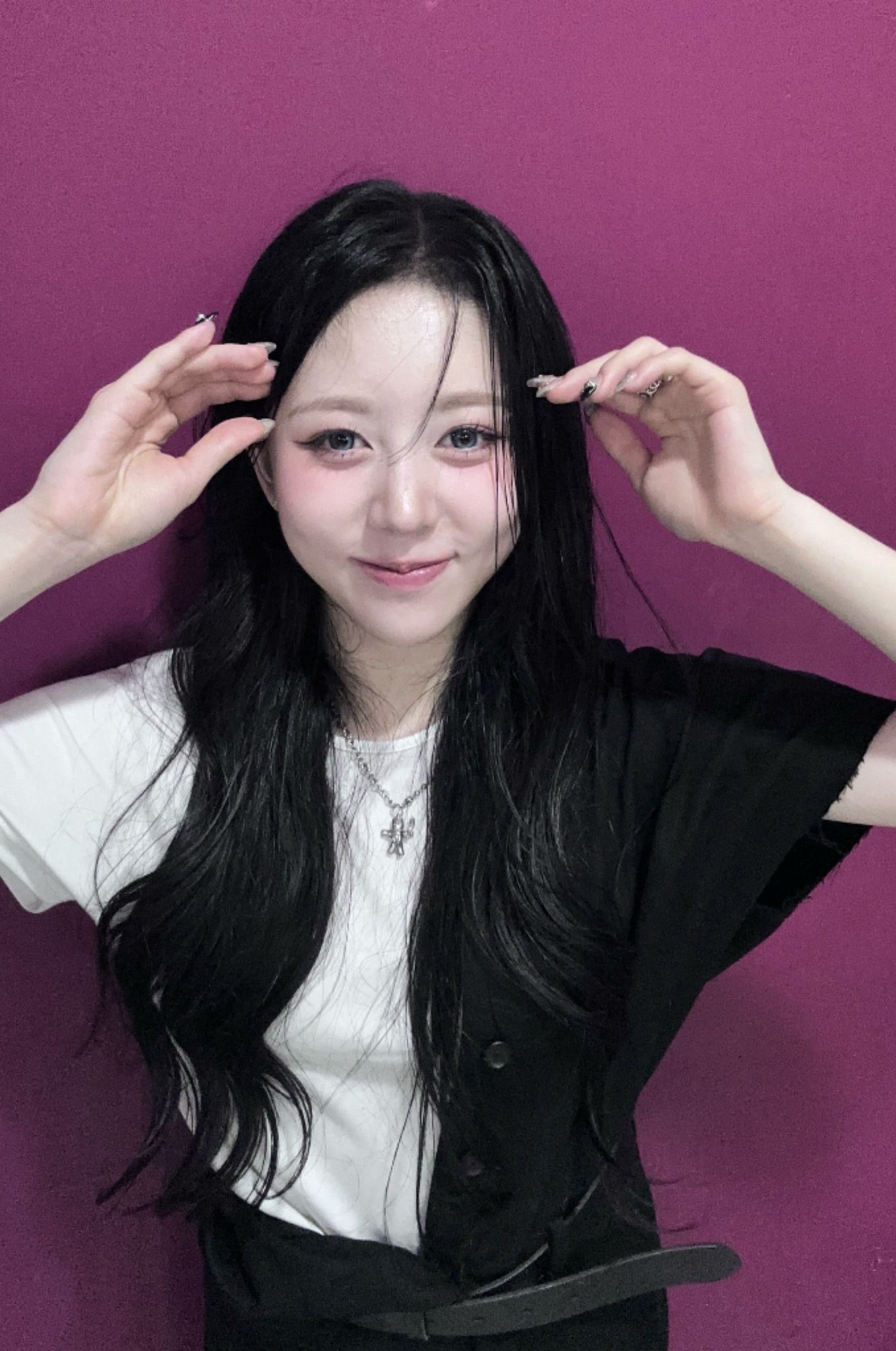 tripleS VV ポラロイド　チェキ　へリン　Hyerin 혜린 HyeRin (tripleS) | Kpop Wiki | Fandom