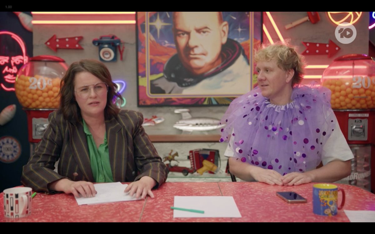 newsatsix1986's tweet photo. Helen and Dale do end up working together in 2024 and presenting the news again after all 😉
(Screenshot courtesy of fellow #TaskmasterAustralia fan and also my very first #TheNewsreader buddy, Nia! 💖)
#AnneEdmonds #JoshThomas https://t.co/IbGDhtaYKY