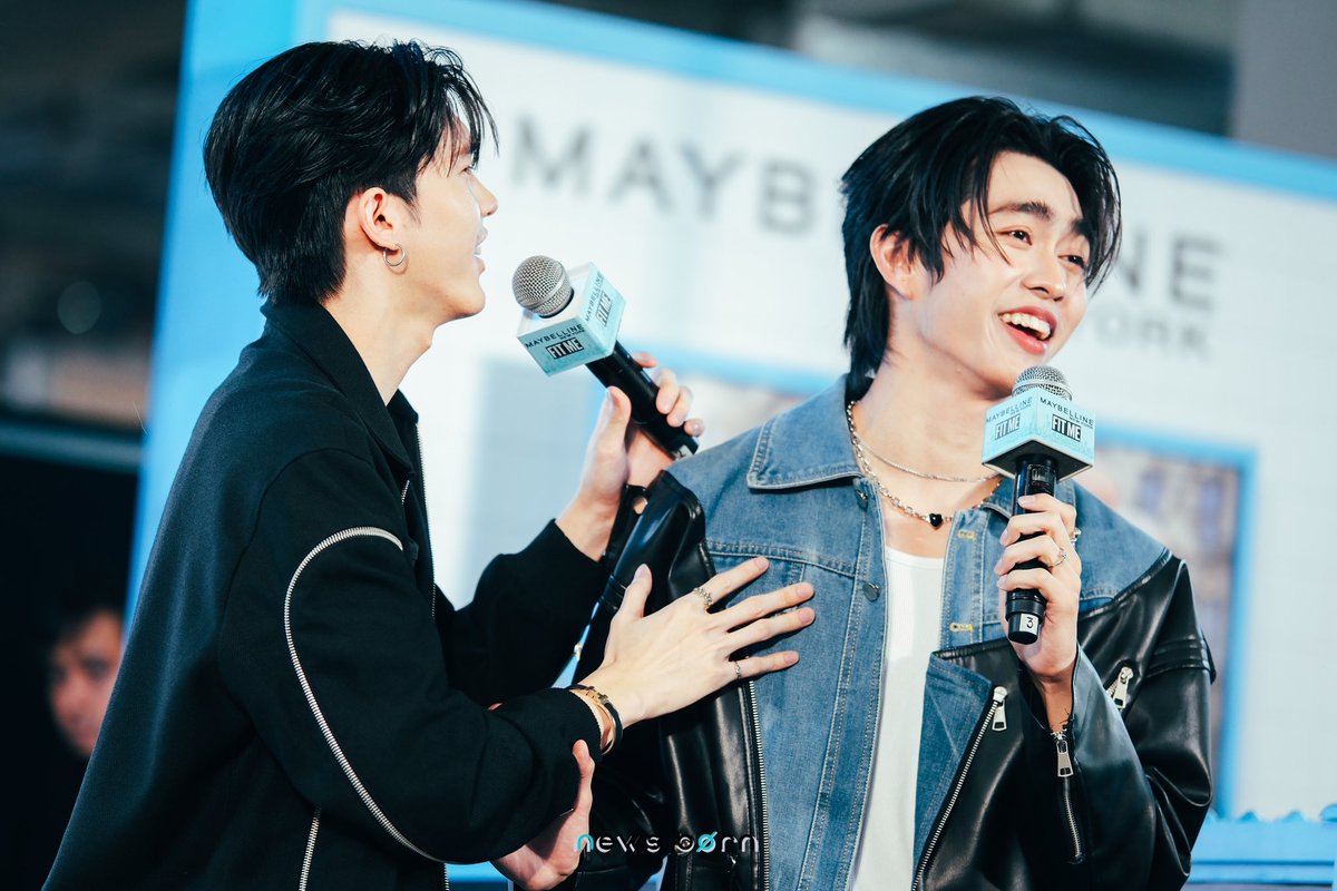 NewsBorn_TH's tweet photo. ประมวลภาพบรรยากาศ งาน Maybelline NEW YORK ค้นหาเฉดผิวที่ใช่ โทนไหนก็เลิฟไปกับรองพื้น FIT Me ที่ #FITMELove Pop Up Event
 
#FITโทนผิวที่ใช่โทนไหนก็10VE #MAYBELLINEXAOUBOOM #MaybellineThailand https://t.co/9OjEMibJdz