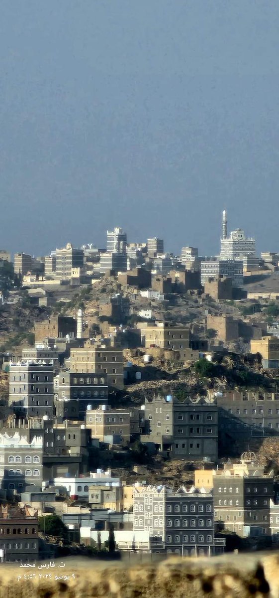 تنوع الفن المعماري في يافع مابين قديم وتقليدي وحديث
يافع بعض قرى لبعوس