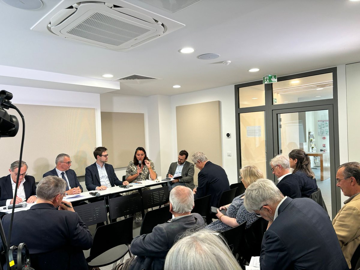 UC2m - Université du changement en médecine tweet media