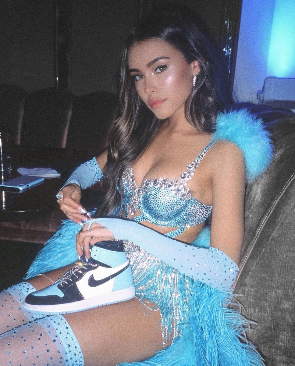 beersjpg's tweet image. madison beer, it girl.
