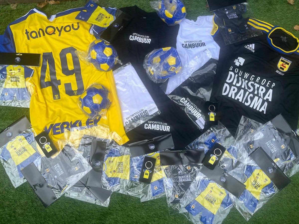 Aanstaande zaterdag spelen we alweer de 10e editie van de CC Cup. Ook dit jaar hebben we weer een verloting met allerlei prijzen, waaronder; wedstrijdshirts, tegoedbonnen van de Voetbalshop, Cambuur tenues en nog veel meer.

Zien we jou zaterdag ook bij Sportclub Lions?