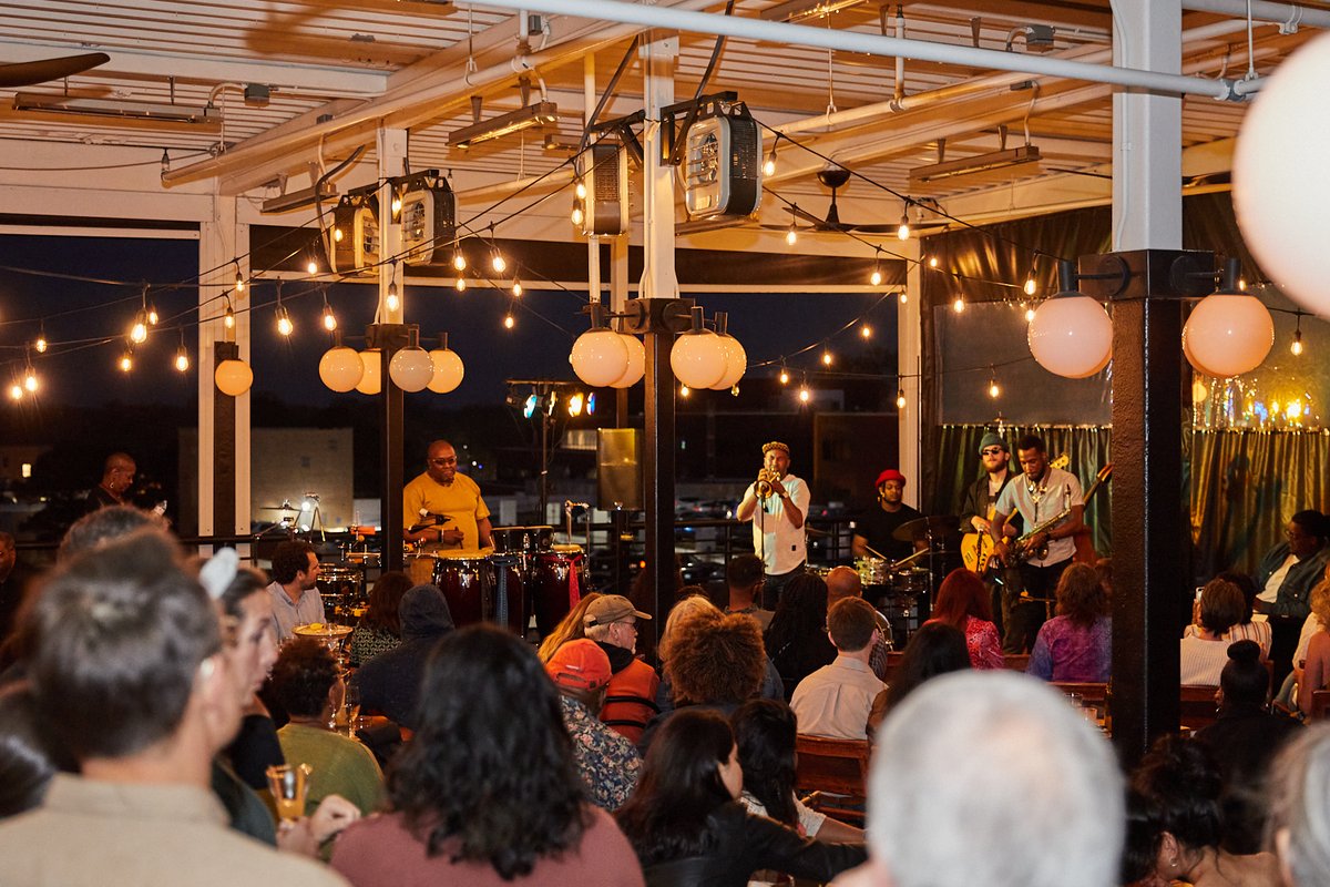 Tonight! 🎷 Al Strong Presents Jazz on the Roof from 7-9:30pm. Enjoy live jazz from <a href="/alstrongmusic/">Dues & Dont's</a> and his quintet before their Hilton Head gig. Come early for our new kitchen menu and join the jam session. See you under the stars! 🌟 #LiveJazz #JazzOnTheRoof