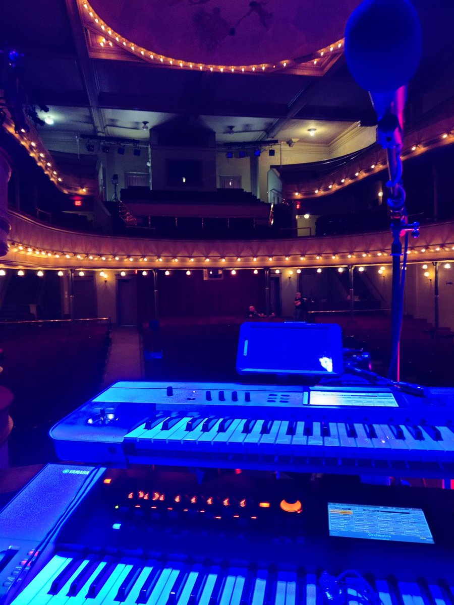 Had an amazing time at the Greggie and the Jets concert at the Ramsdell! 🧑‍🎤