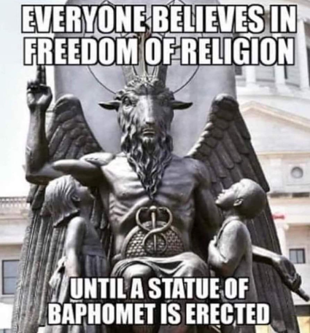 ablueview's tweet image. The Religious Right's version of Freedom of Religion: All religions are equal but some are more equal than others.

#ChristianNationalism #ReligiousHypocrisy #EvangelicalHypocrisy #AmericanTaliban #Theocracy #SeparationOfChurchAndState #SCOTUS #ABlueView