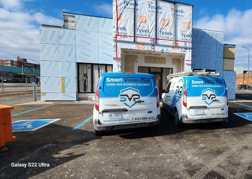 SmartVisionGTA's tweet image. At #SmartVisionPlus, we offer #CommercialSecurityServices in #Toronto to ensure your business is protected around the clock. Join the growing list of satisfied clients who trust us to protect their properties.🛡️🔒🏢

🔒 Learn More: smartvisionplus.ca/service/securi…

#BusinessSecurity