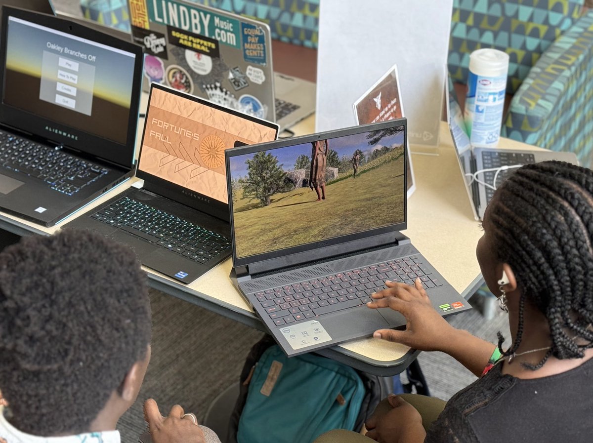 We ended spring with a celebration of excellence in The Center for Emerging Media Design and Development as we took over the Letterman Building Lobby to showcase capstone projects, research, and classwork!

#immersivelearning #userexperience #usability #designthinking