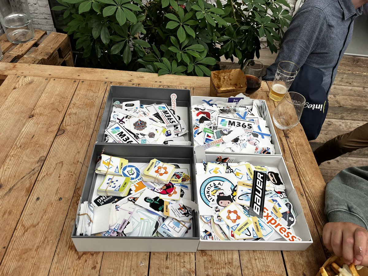 Both <a href="/MyStickerbox/">MyStickerbox</a> are here <a href="/mc2mcbe/">MC2MC</a> live to infinity and beyond in Antwerp #Community