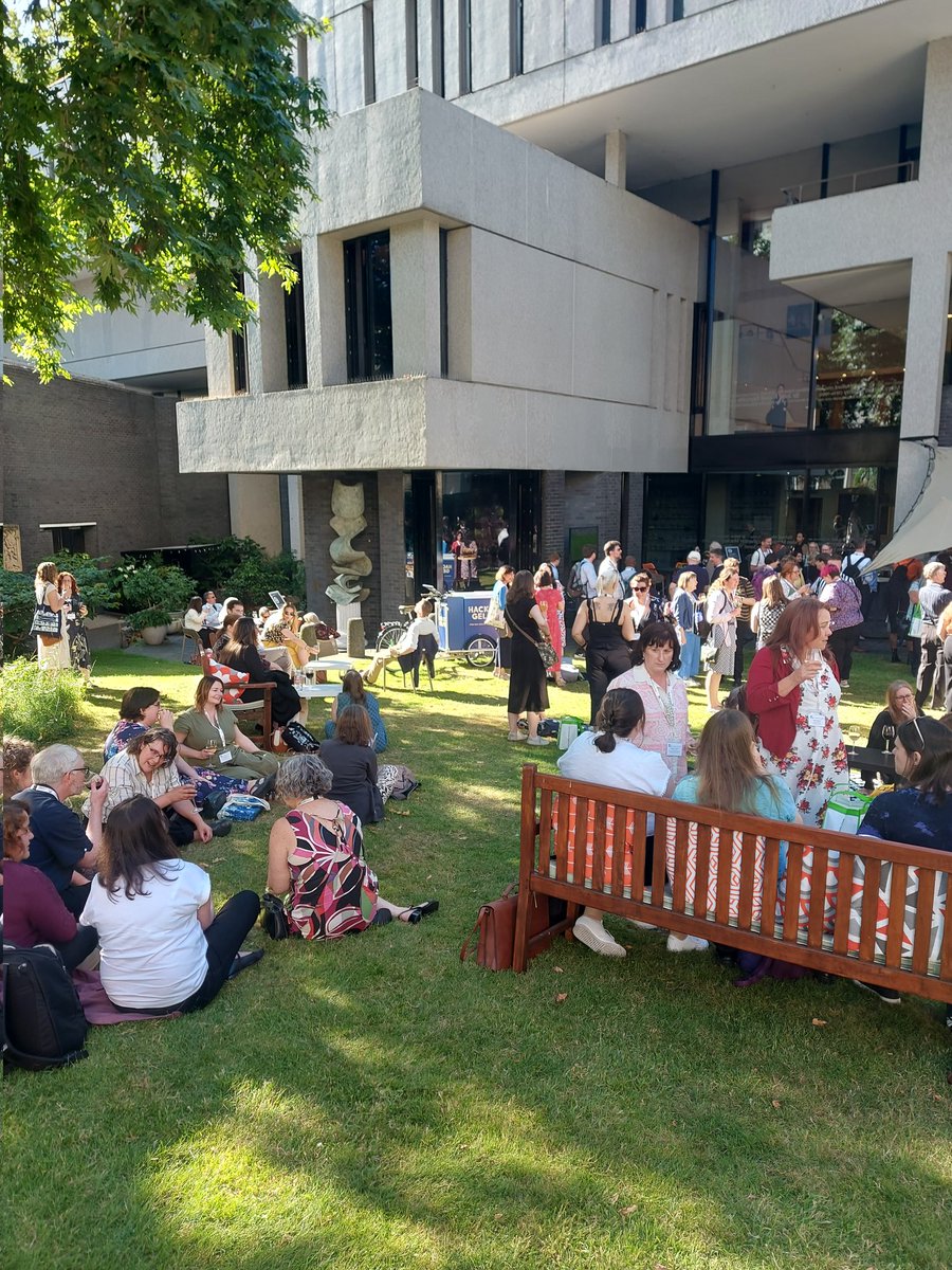 Beautiful evening at <a href="/CILIPHLG/">HLG SIG</a> Garden party. Time to network and reflect after a busy learning day.