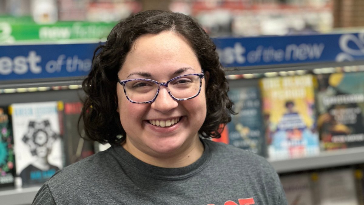 Library technical assistant and #iSchoolUI Leep (MSLIS online) student Morgan Rondinelli (<a href="/MorganRondo/">Morgan Rondinelli</a>) is open about her experiences with mental illness in the new article, “What’s Missing in Conversations about Libraries and Mental Illness.” ▶️ bit.ly/3VRyrMk