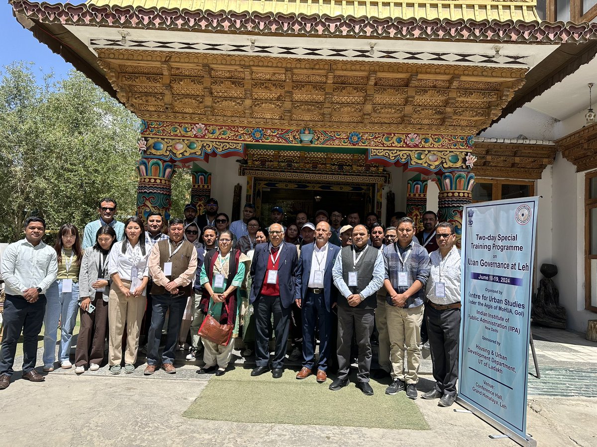 MCL_leh's tweet image. Special 2 days training program on Urban Governance organised by Centre for Urban Studies, IIPA in Leh on 18th &amp;amp; 19th June. Participants include officers/officials from Municipal Committee Leh, PHE Leh, Directorate ULB &amp;amp; Igoo-Phey Division Leh. 
@iipa9 @LadakhUlb @DIPR_Leh
