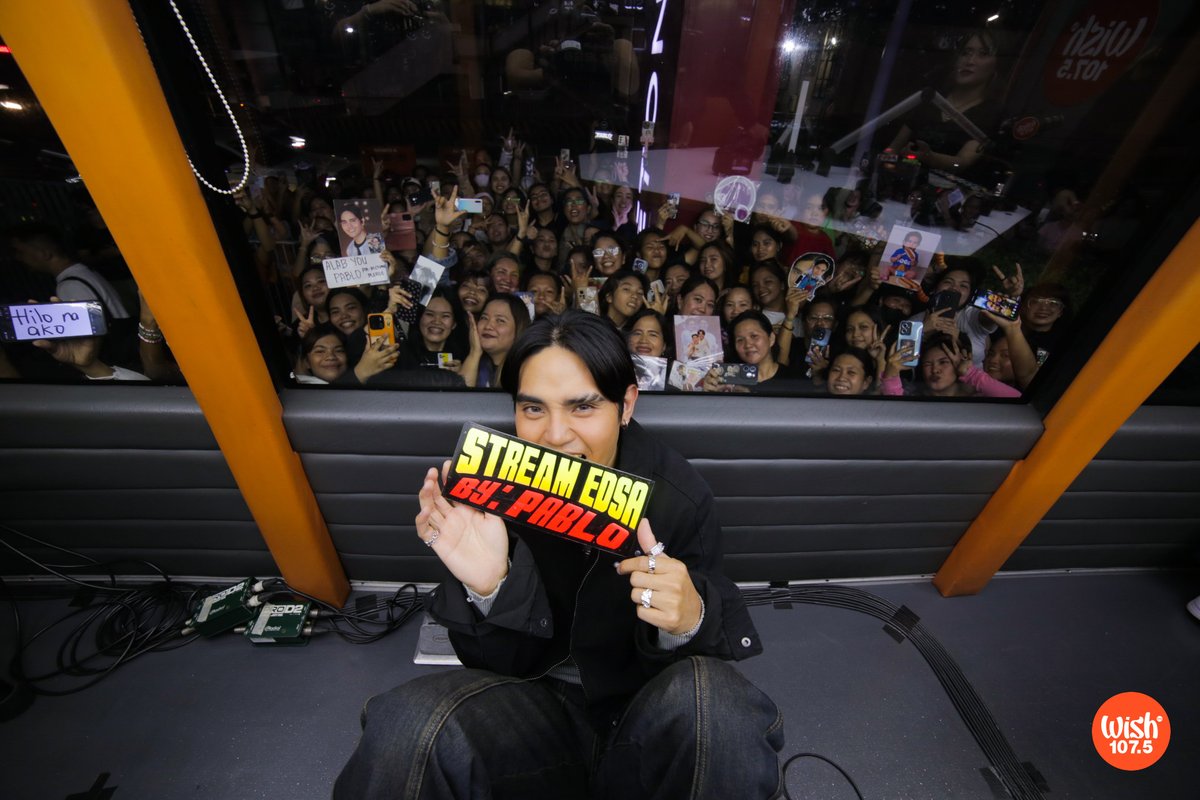wish1075's tweet photo. On his awaited Wish Bus comeback, singer-songwriter @imszmc performed his relatable latest single, "edsa." https://t.co/faZ3ITi7A0