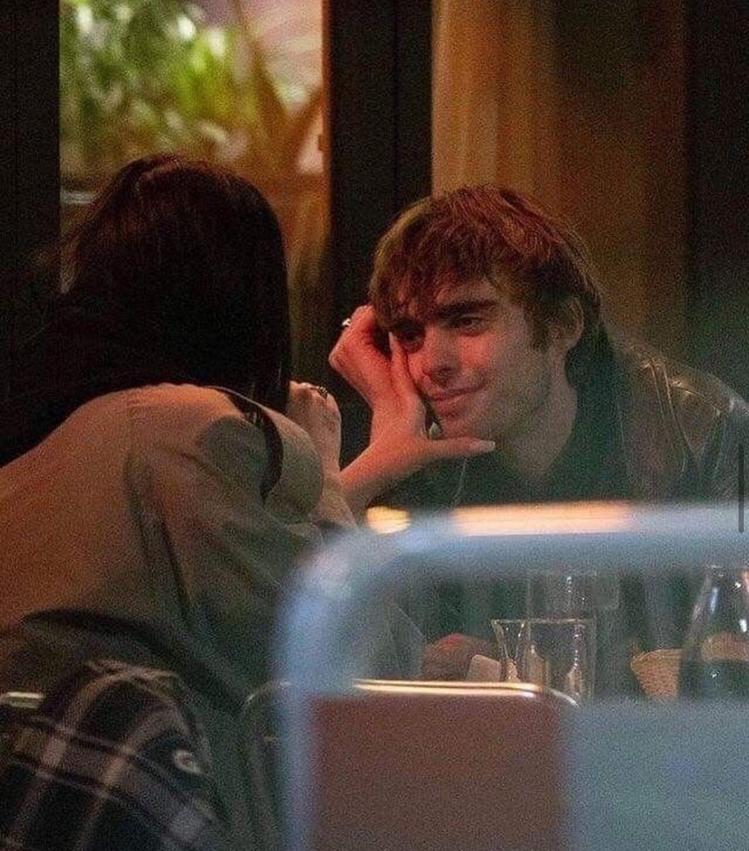 senin gözlerin benim en sevdiğim renkti.