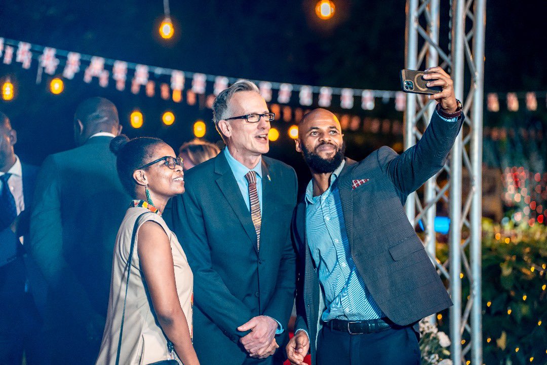 UKinTanzania's tweet image. A huge thank you to all our wonderful guests who brought such joy &amp;amp; energy to the King’s Birthday Party celebration! 🌟

The night was filled with laughter, camaraderie &amp;amp; the true spirit of celebration. 

Together, we made unforgettable memories! 🇬🇧🇹🇿

#KingsBirthdayParty #KBP