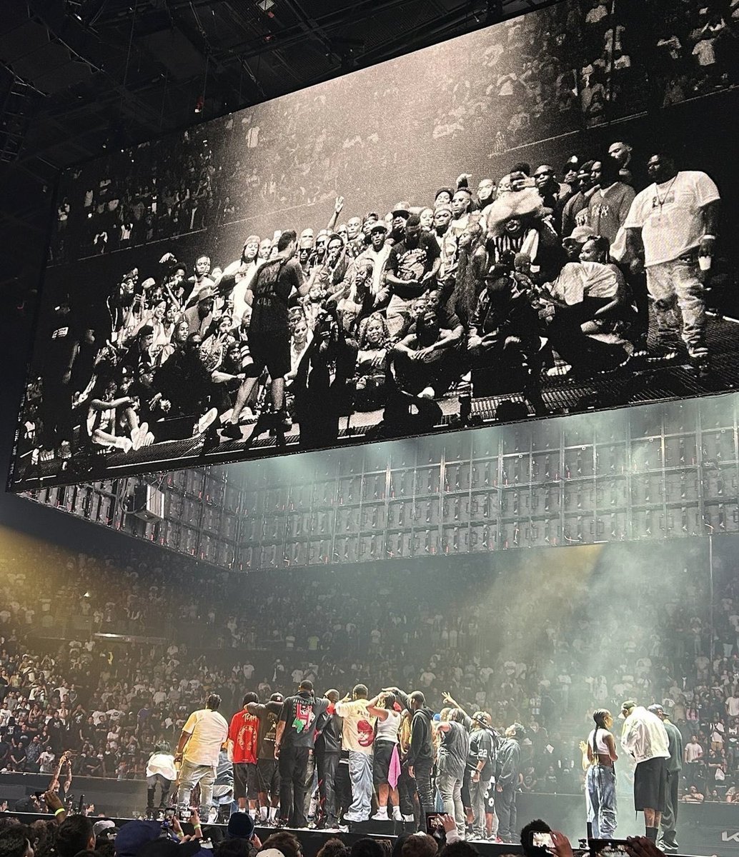 📁the pop out (2024).