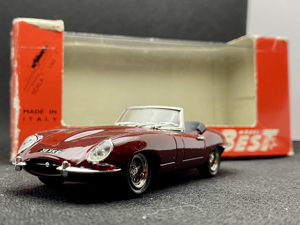 no16_industry's tweet image. Best Model 1961 Jaguar E Type
¥300で連れて帰ってきた。
#ミニカー #bestmodel