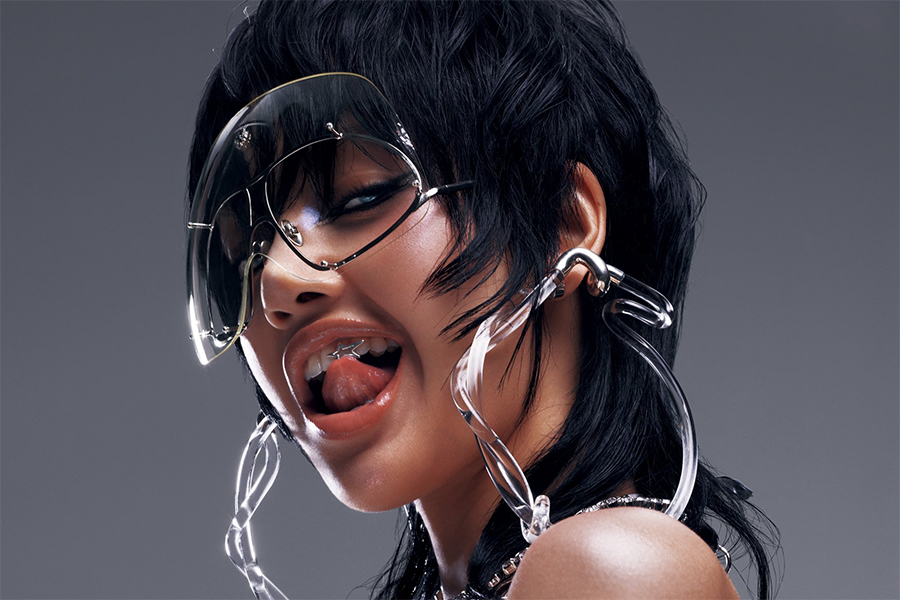 #BLACKPINK's #Lisa Radiates Girl-Crush Vibe In New Image For "ROCKSTAR" Solo Comeback
soompi.com/article/166879…