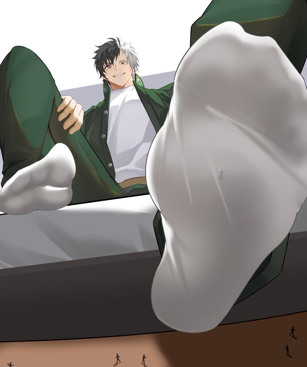 nminy122165's tweet photo. #Sizetwitter #macrophilia https://t.co/DxhLyWLx0K