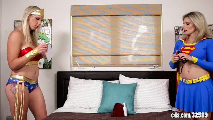 VID SOLD! Wunder Woman and Super Gurl vs Junior 🔥 Check it out! https://t.co/qCdnhscLn8 #MVSales @manyvids<a href="/tag/mvsales"class="tags"><span>#mvsales</span></a>