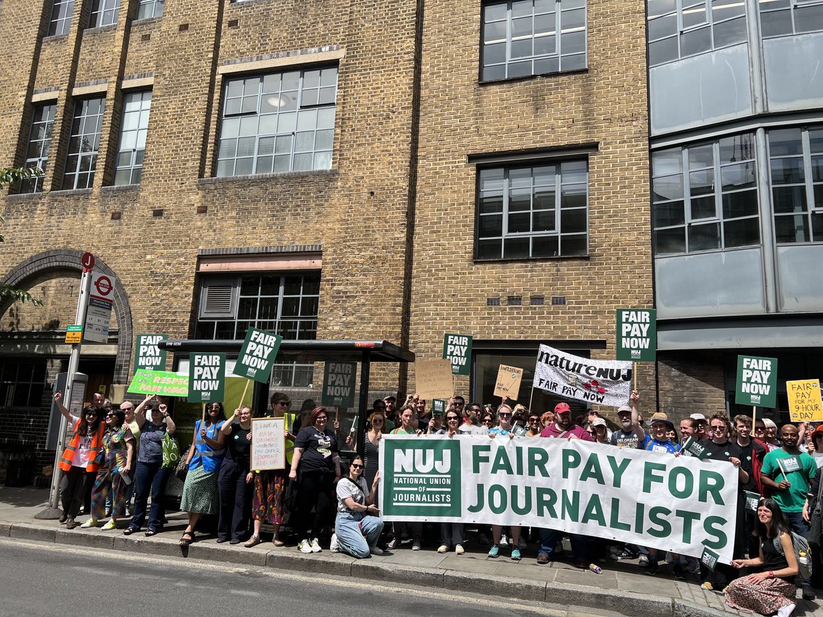 #SpringerNatureStrike #NUJ picket line still going strong - and will be back for more. Fair Pay now! ⁦<a href="/SpringerNature/">Springer Nature</a>⁩