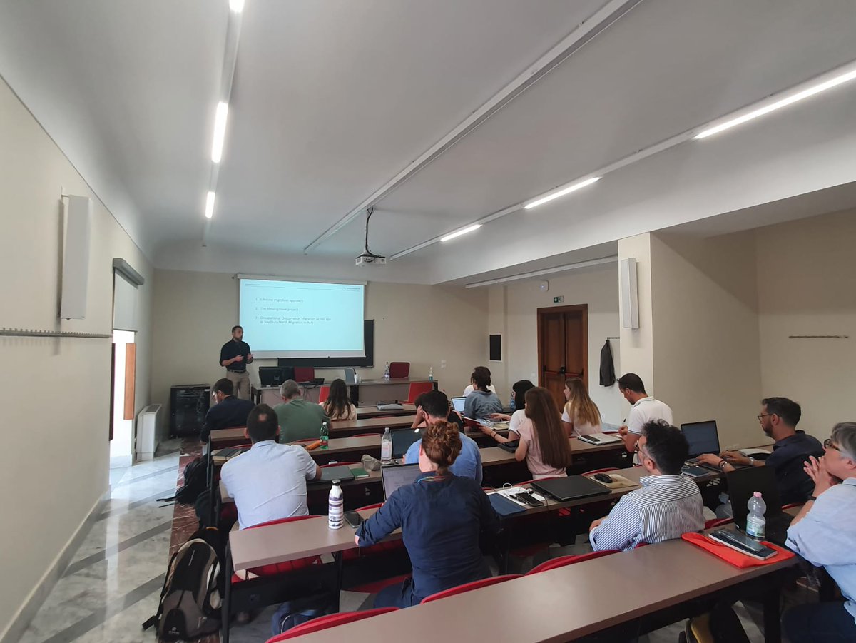 Thank you to Sergi Vidal for the presentation on "From Early Life into Adulthood: A Life Course Trajectory Approach to Geographic Mobility" at the third GESI workshop happening at <a href="/unict_it/">Unict</a>. #GESIWorkshop #GeographicMobility #LifeCourseTrajectory