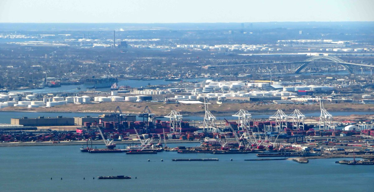 The International Longshoremen Association has suspended negotiations with the US Maritime Alliance on the contract for US East and Gulf Coast ports, increasing concerns over possible strike action and rising rates. Read more here: woodlandgroup.com/news/labour-ne…