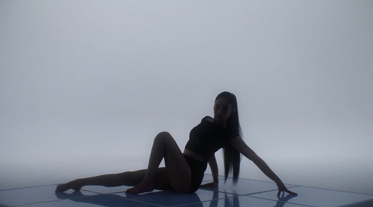 Future was written <a href="/beatsbydre/">Beats by Dre</a>

📺 vt.tiktok.com/ZSYPu9C1L/

#JENNIE #OA #beatsbydre