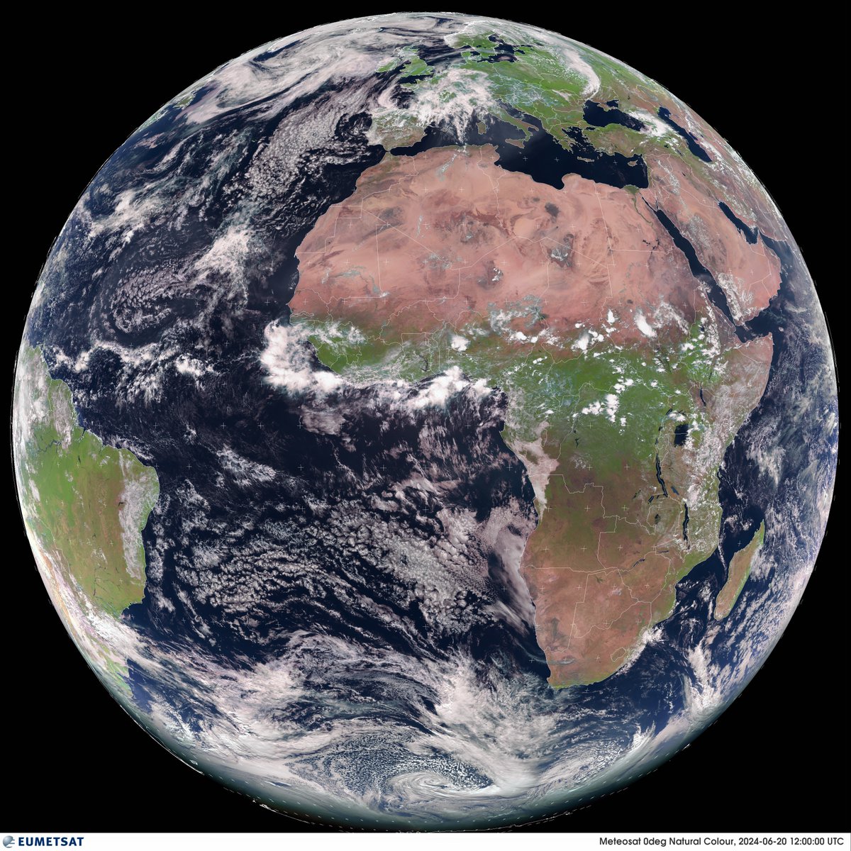 Today in the Northern Hemisphere it's officially the start of astronomical summer! 🌼 This means that for this half of the planet, it's the day with the longest period of light. ☀️
#Meteosat10 captured our beautiful planet today at 12:00 UTC 🛰️ #SummerSolstice #EarthFromSpace