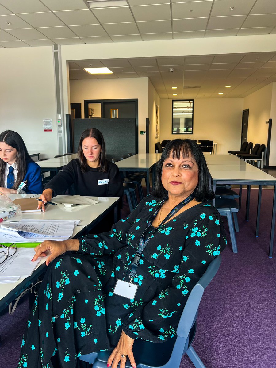 Inverurie English 📖 tweet media