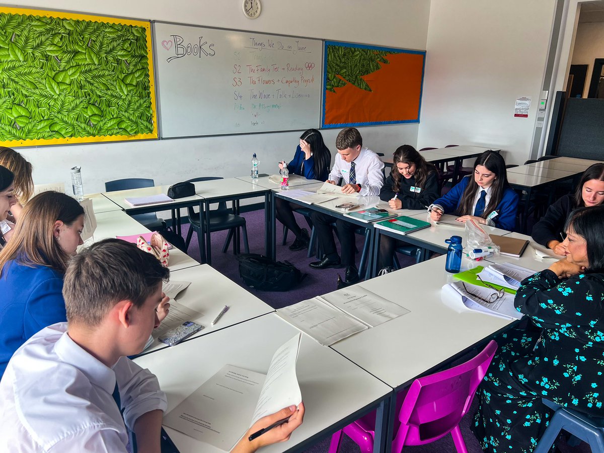 Inverurie English 📖 tweet media