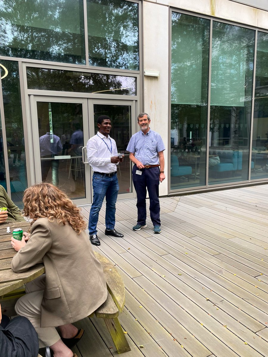 Proud PI! Congratulations to first year PhD student Etang Collins Etang for winning the prize for the best talk at the <a href="/StAndMedicine/">School of Medicine</a> PGR conference. His enthusiasm for studying ENaC and renal ion transport is palpable! #MansleyLab <a href="/CMED_StA/">Cellular Medicine, University of St Andrews</a>