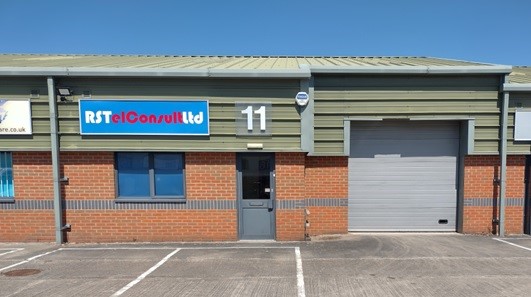 In need of new business premises? 🏢

Unit 11 is now available to let on the popular Four Ashes Enterprise Centre near Wolverhampton.

Please see the marketing brochure for more details➡️bit.ly/4c6sBMR

#Commercialunits #Lettings #Industrialunits #businesspremises