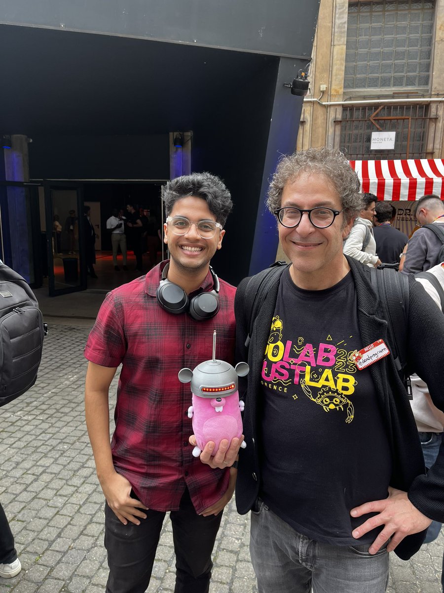 Proof that I met the coolest gopher (and guy) at #gopherconEU