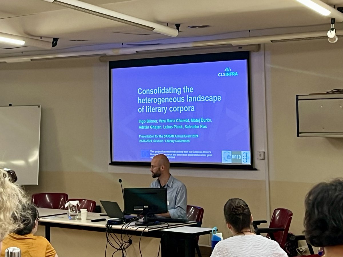 Matej Ďurčo (<a href="/ACDH_OeAW/">ACDH-CH</a>) at #DARIAH2024, presenting #CLSCor, the corpus exploration platform by <a href="/CLSinfra/">CLS INFRA | @CLSinfra@fedihum | @clsinfra.bsky</a>